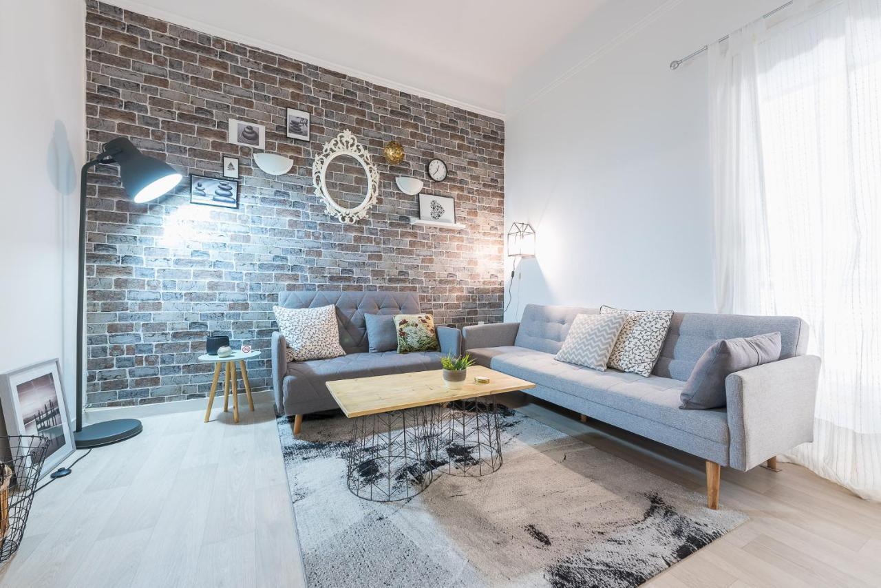 Lovely 1 Bedroom Apartment In Atene Esterno foto