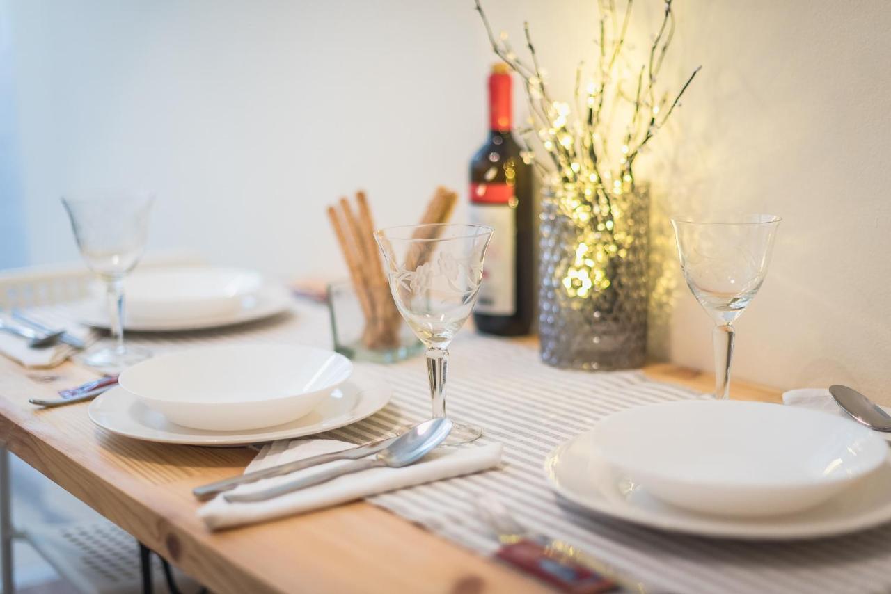 Lovely 1 Bedroom Apartment In Atene Esterno foto